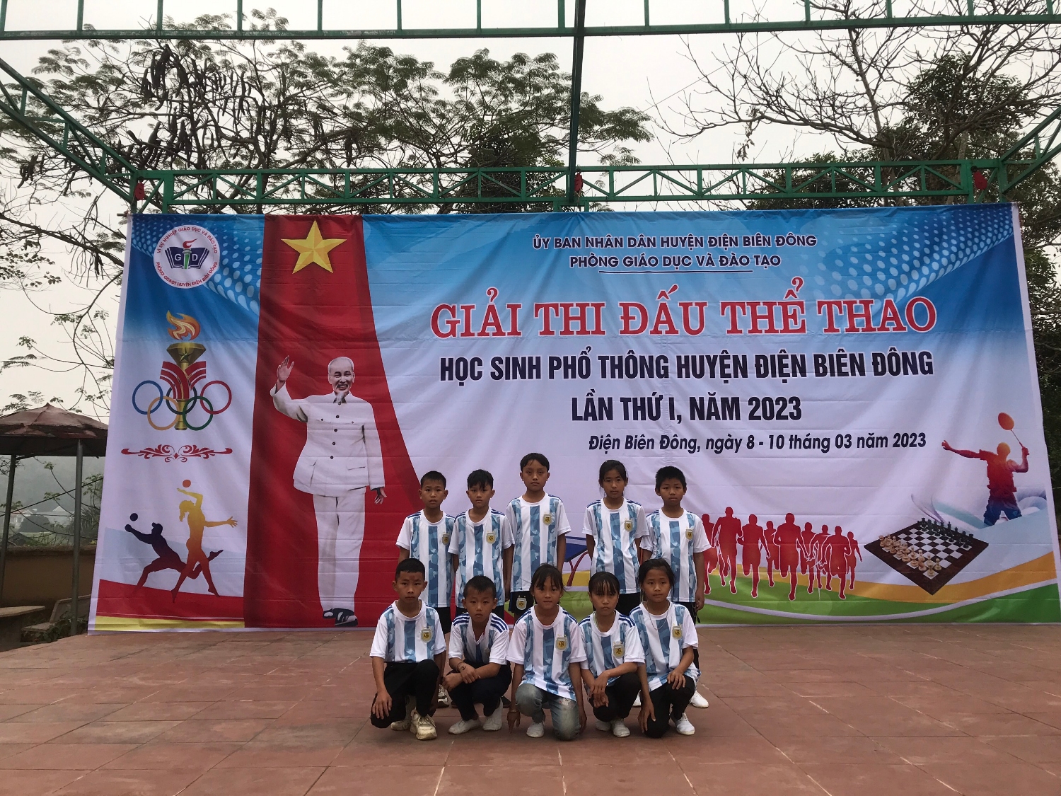 Trường PTDTBT TH Keo Lôm tham gia thi đấu thể thao học sinh phổ thông huyện Điện Biên Đông