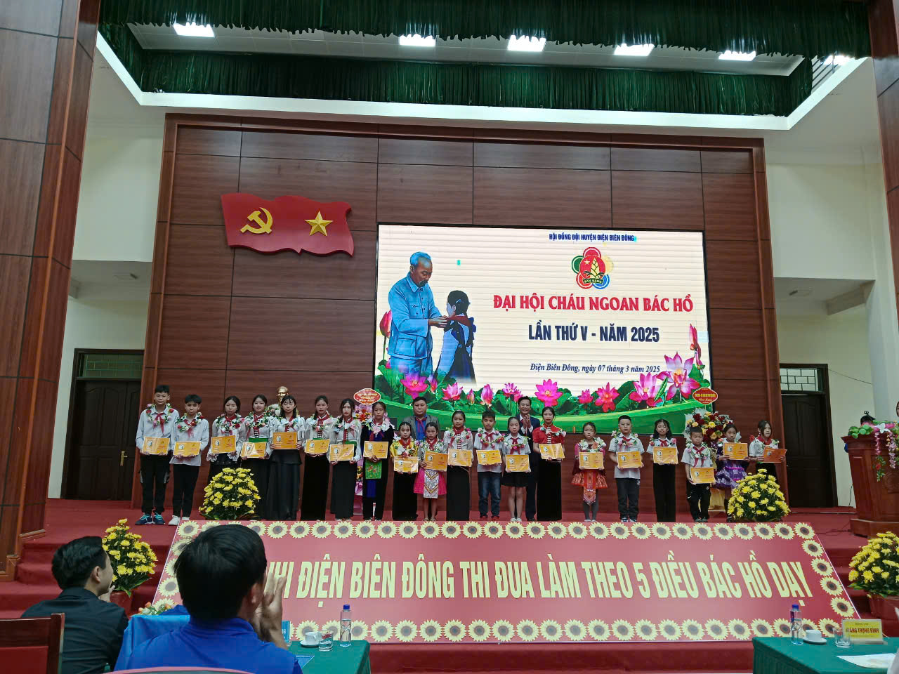 Trường PTDTBT TH Keo Lôm tham dự Đại hội Cháu ngoan Bác Hồ lần thứ V- năm 2025